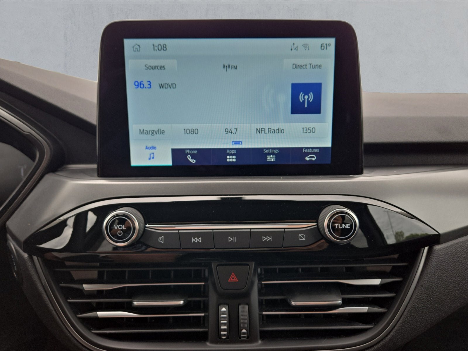 Certified 2024 Ford Escape Active AWD/4WD image 18