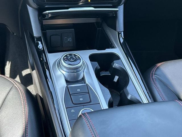 Certified 2024 Ford Explorer ST-Line w/ Class IV Trailer Tow Package AWD/4WD image 17
