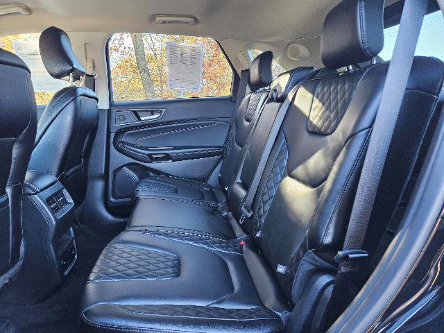 Certified 2024 Ford Edge Titanium image 9