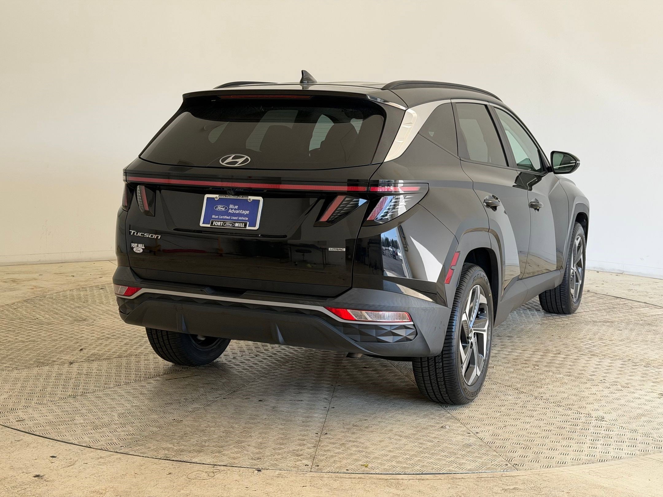 Used 2022 Hyundai Tucson SEL w/ Convenience + Premium Package image 9