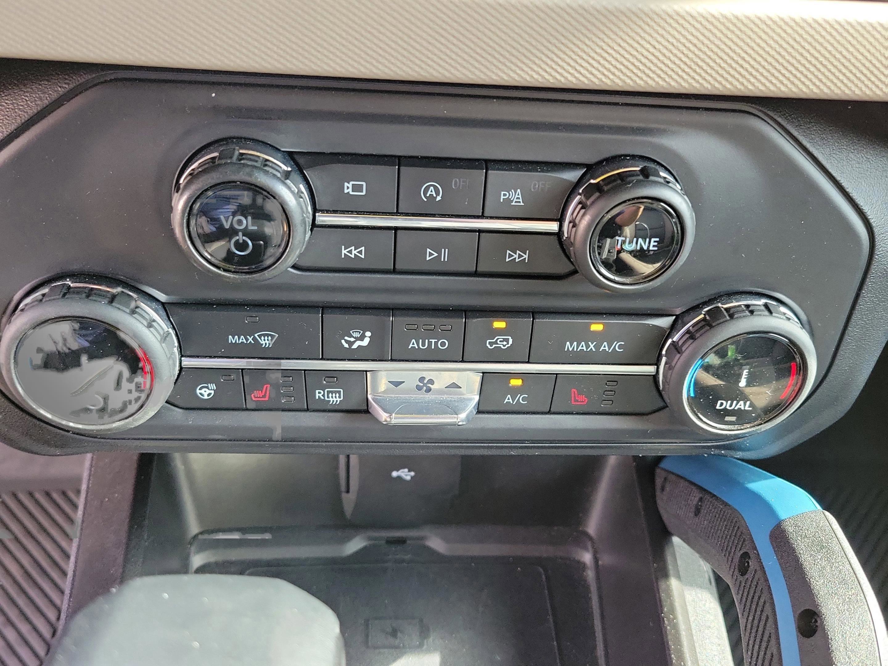 Certified 2022 Ford Bronco Wildtrak image 24