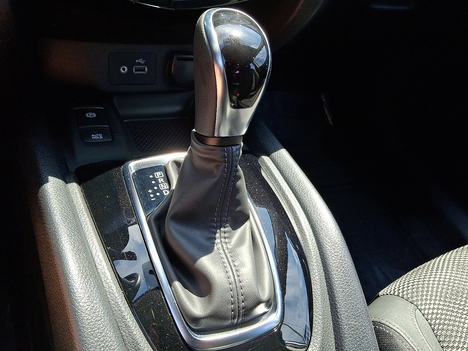 Used 2022 Nissan Rogue Sport SV w/ Technology Package AWD/4WD image 14