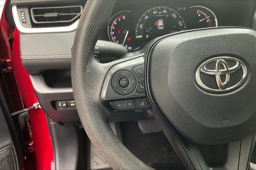 Used 2023 Toyota RAV4 XLE FWD image 11