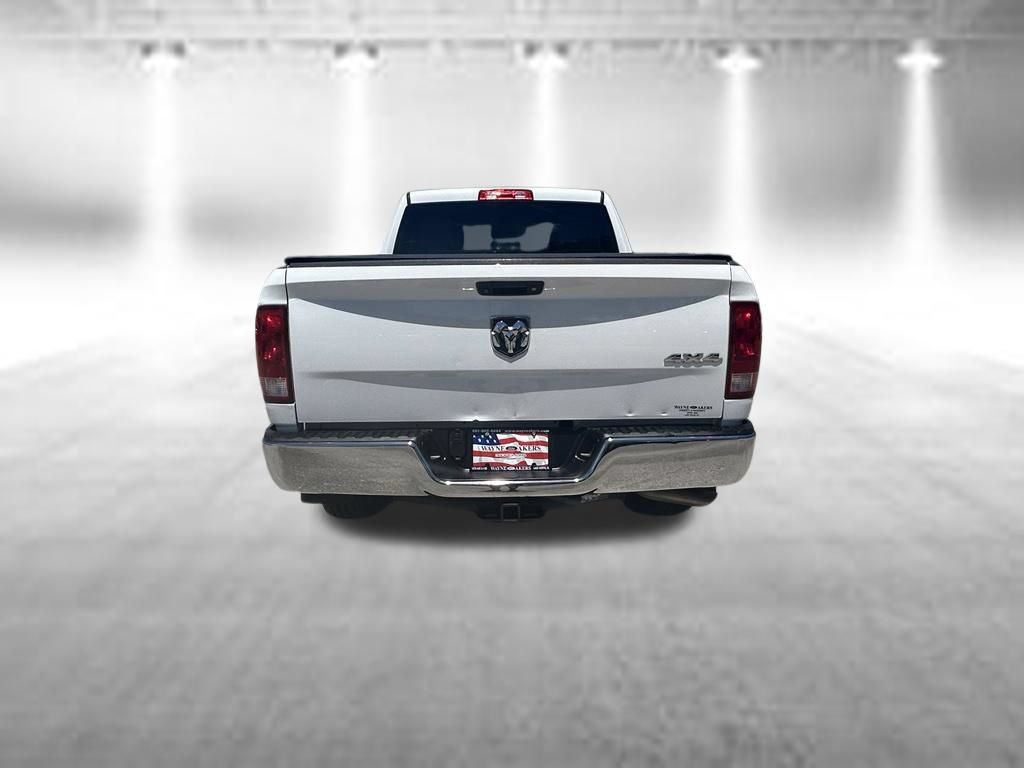 Used 2018 RAM 1500 ST w/ SXT Appearance Group AWD/4WD image 5