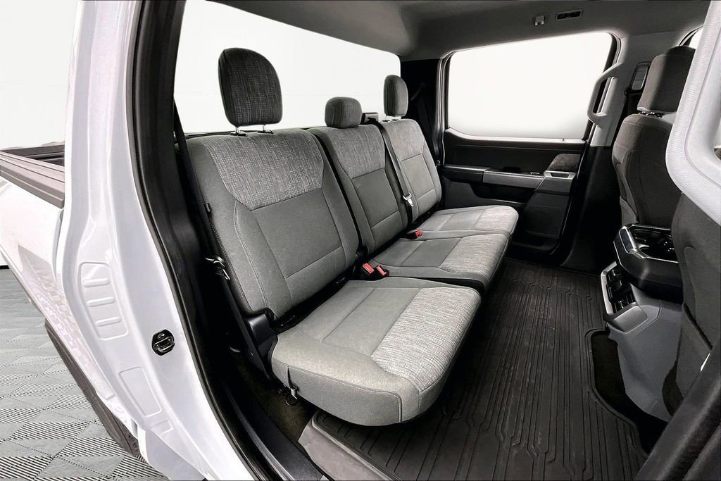 Certified 2021 Ford F150 XLT w/ Equipment Group 302A High image 28