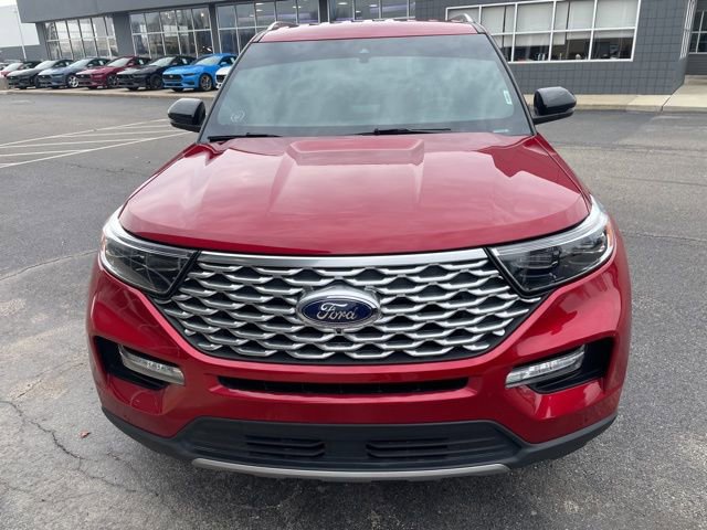 Certified 2022 Ford Explorer Platinum w/ Equipment Group 601A AWD/4WD image 11