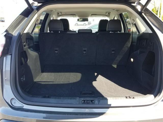 Certified 2024 Ford Edge SEL w/ Convenience Package AWD/4WD image 6