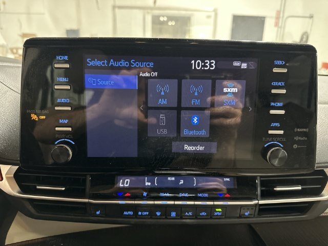 Used 2022 Toyota Sienna XLE FWD image 16