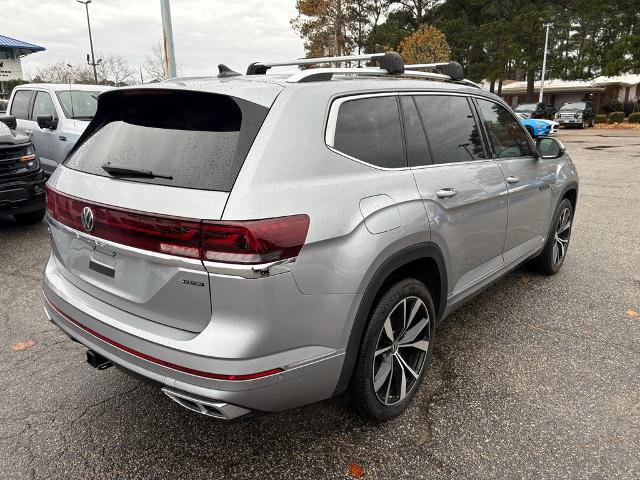 Used 2024 Volkswagen Atlas SEL Premium R-Line image 5