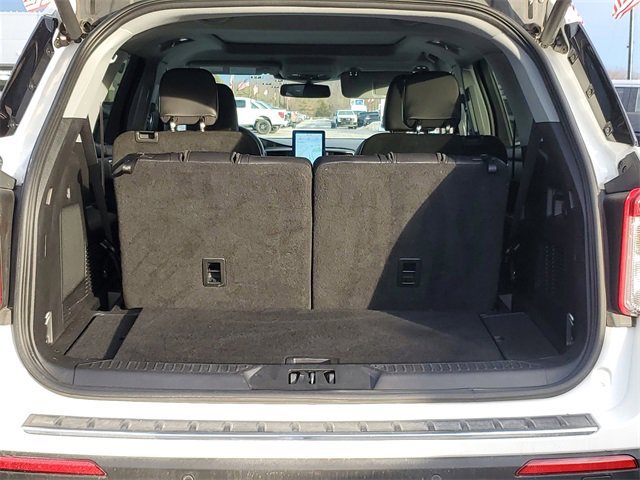 Certified 2023 Ford Explorer Limited w/ Limited Technology Package image 8