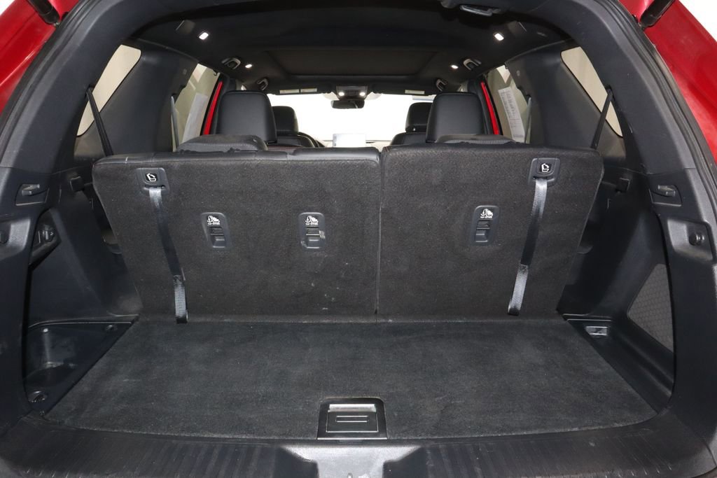 Used 2025 Honda Pilot TrailSport image 17