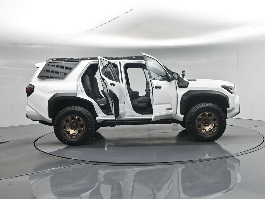 Used 2025 Toyota 4Runner Trailhunter AWD/4WD image 5