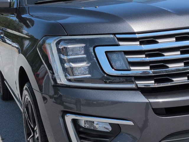 Certified 2020 Ford Expedition Limited w/ Special Edition Package AWD/4WD image 11