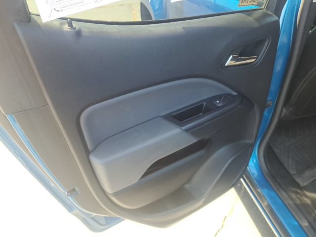 Used 2021 Chevrolet Colorado Z71 w/ Safety Package AWD/4WD image 22