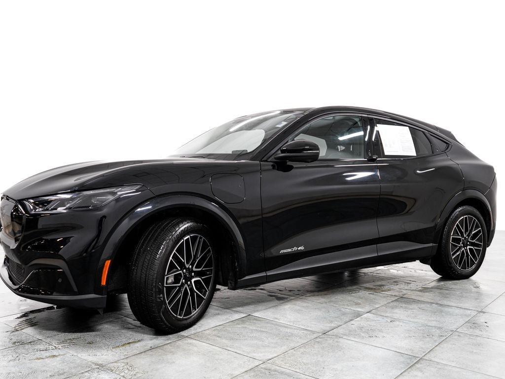 Certified 2025 Ford Mustang Mach-E Premium AWD/4WD image 4