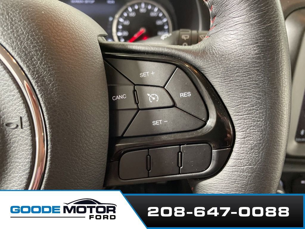 Used 2022 Jeep Renegade Trailhawk AWD/4WD image 14