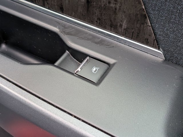 Certified 2023 Ford F250 Lariat w/ Lariat Ultimate Package image 38