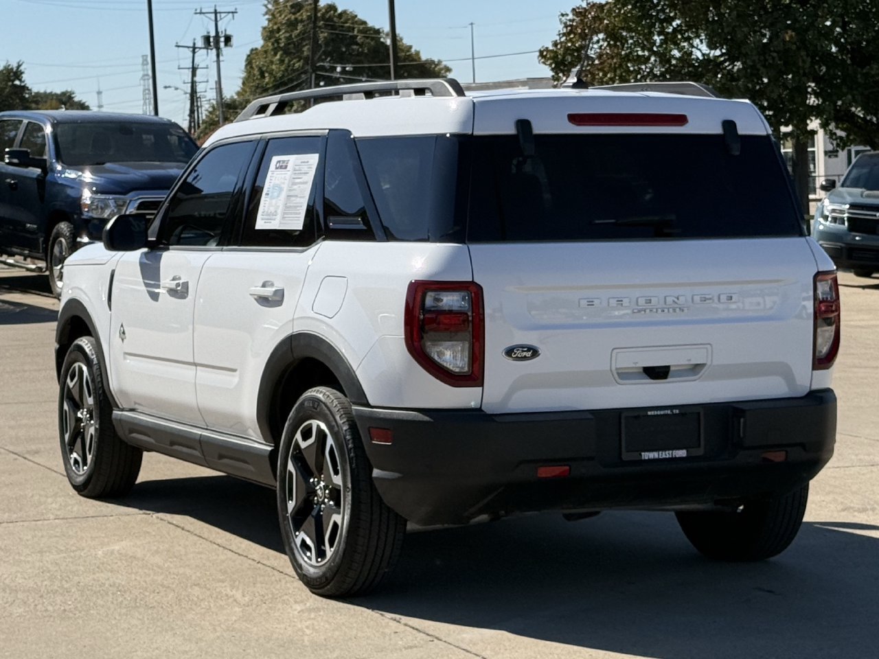 Certified 2023 Ford Bronco Sport Outer Banks w/ Tech Package AWD/4WD image 5