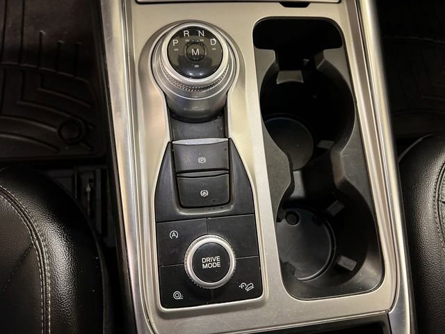 Certified 2021 Ford Explorer XLT w/ Equipment Group 202A image 14