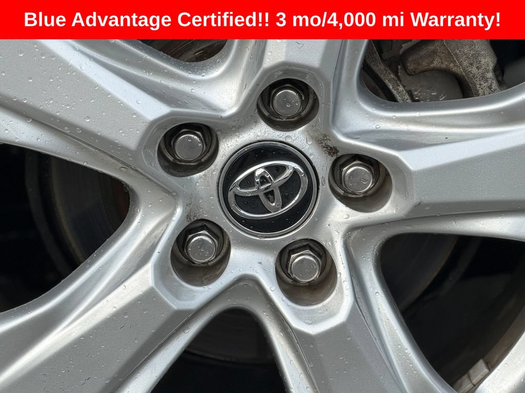 Used 2019 Toyota RAV4 XLE AWD/4WD image 32