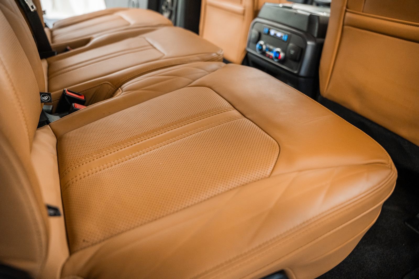 Certified 2022 Ford Expedition Platinum image 41