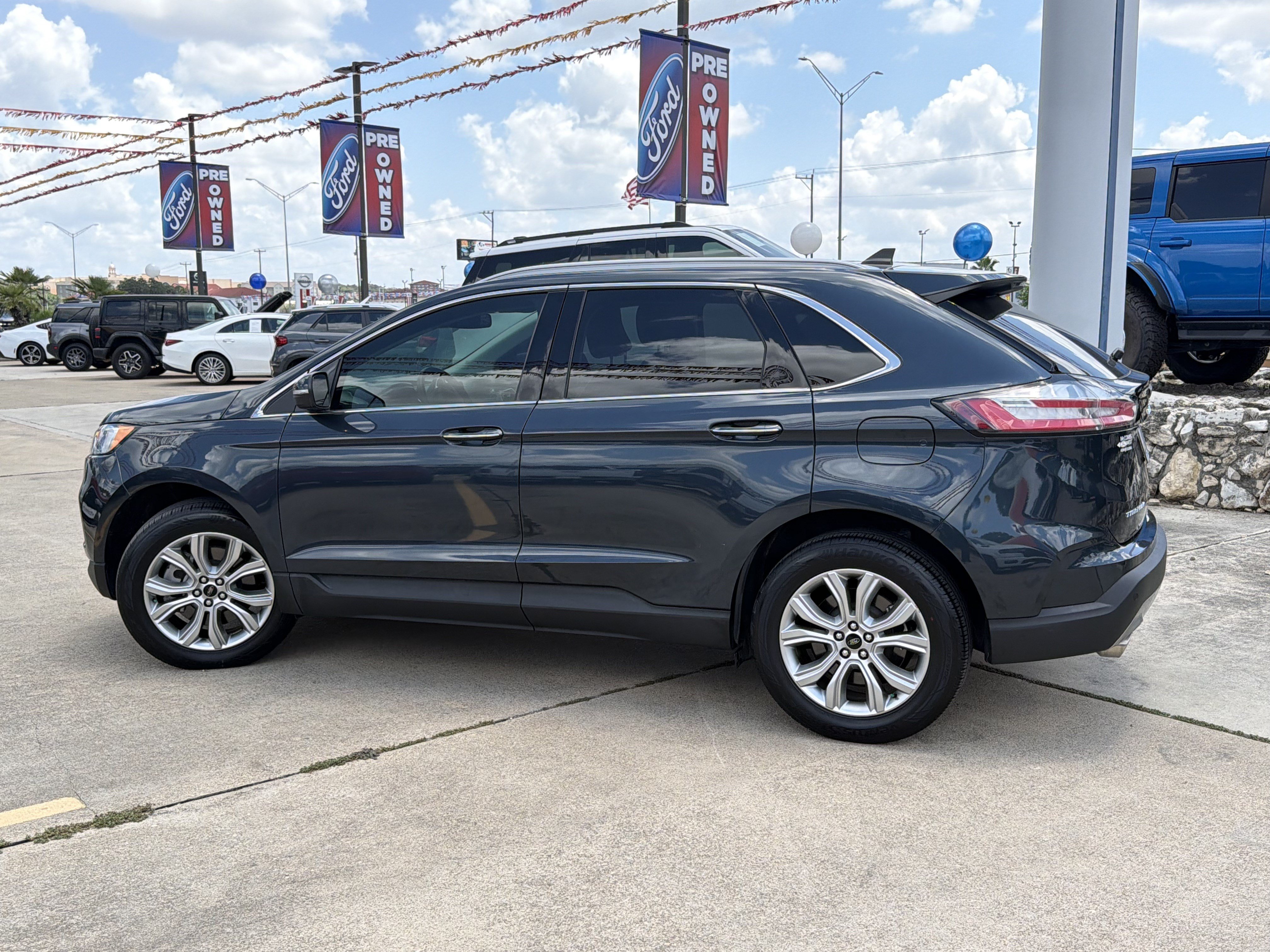 Certified 2024 Ford Edge Titanium AWD/4WD image 11