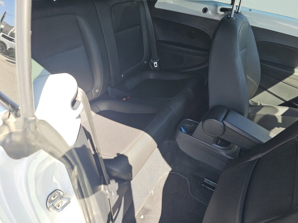 Used 2019 Volkswagen Beetle 2.0T S FWD image 5