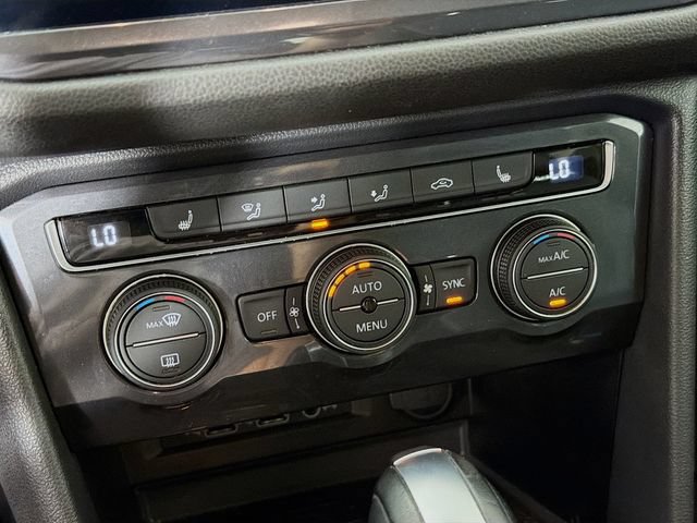 Used 2020 Volkswagen Tiguan SE AWD/4WD image 19