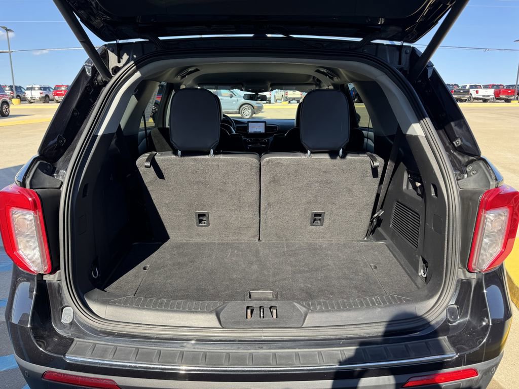 Certified 2023 Ford Explorer Limited w/ Equipment Group 301A image 40