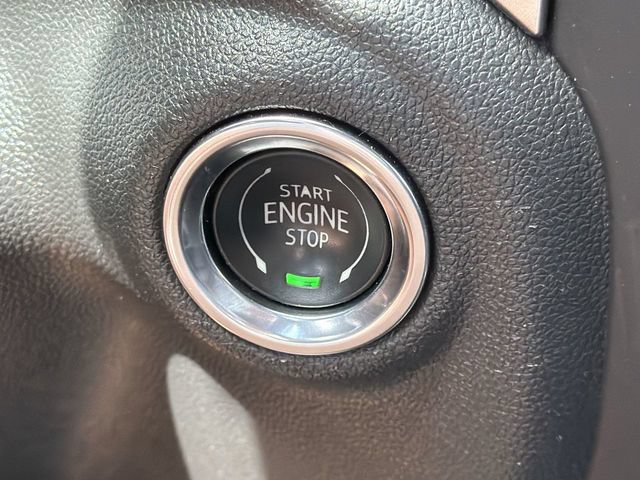 Used 2021 Chevrolet Silverado 1500 LTZ w/ LTZ Premium Package AWD/4WD image 18