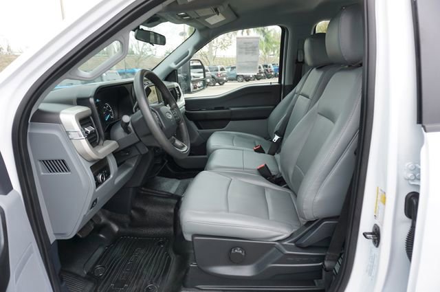 Certified 2024 Ford F250 XL w/ XL Driver Assist Package image 31
