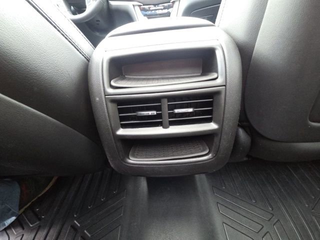 Used 2017 Cadillac XT5 Luxury w/ Driver Awareness Package image 22