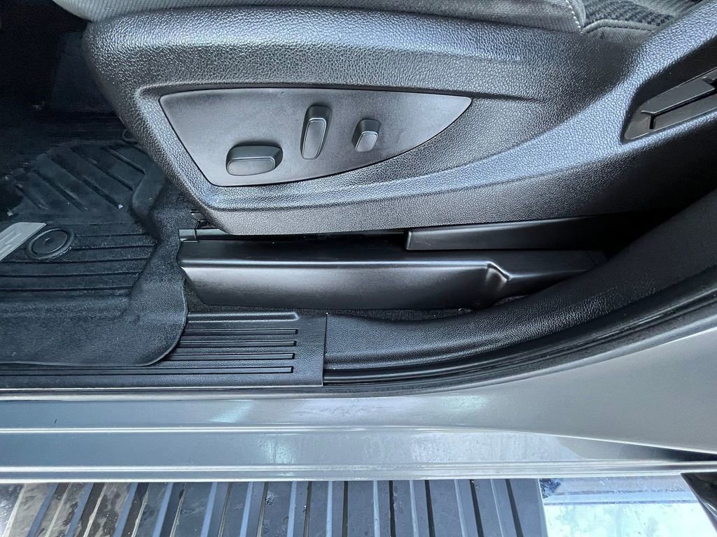 Used 2017 Chevrolet Silverado 1500 LT w/ All Star Edition image 10