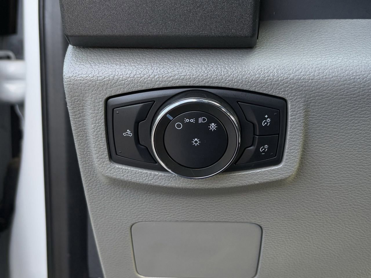 Certified 2022 Ford F350 XL w/ Power Equipment Group image 24