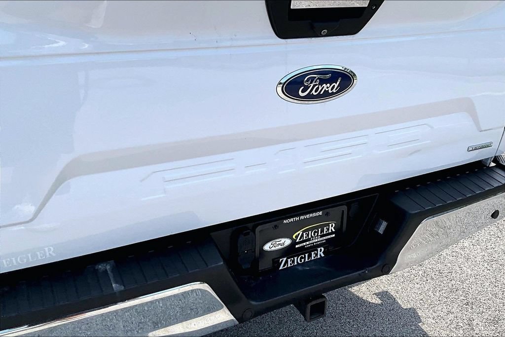 Certified 2018 Ford F150 XLT w/ Equipment Group 302A Luxury AWD/4WD image 8