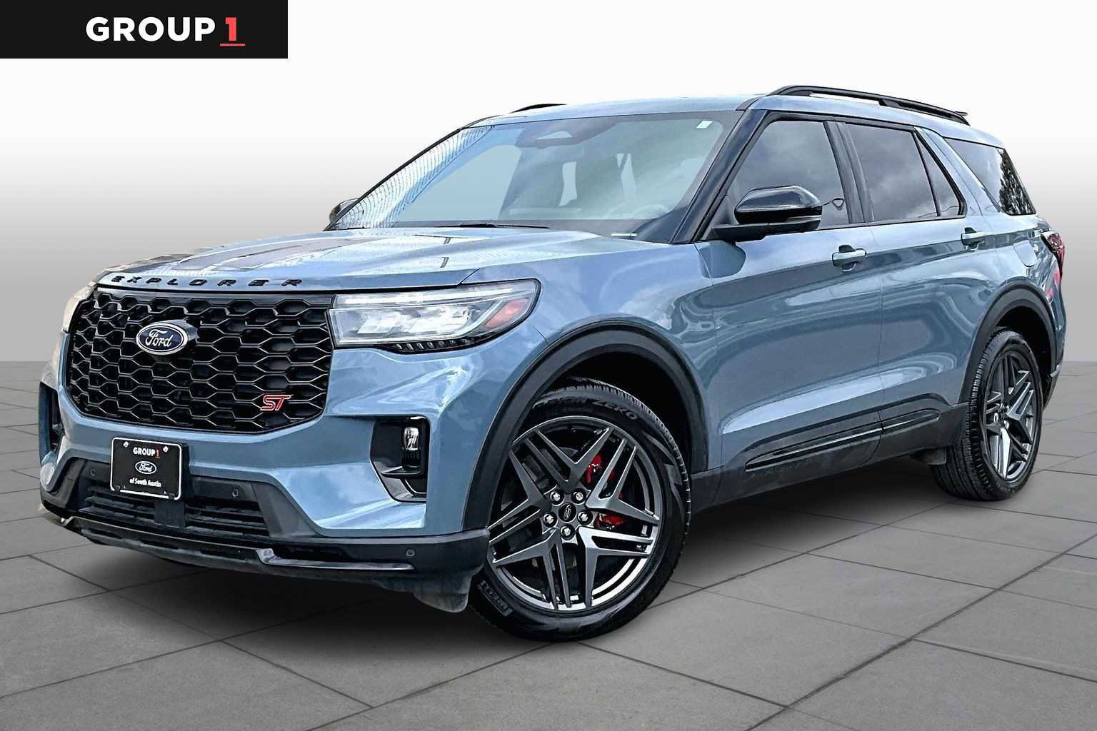 Certified 2025 Ford Explorer ST image 6