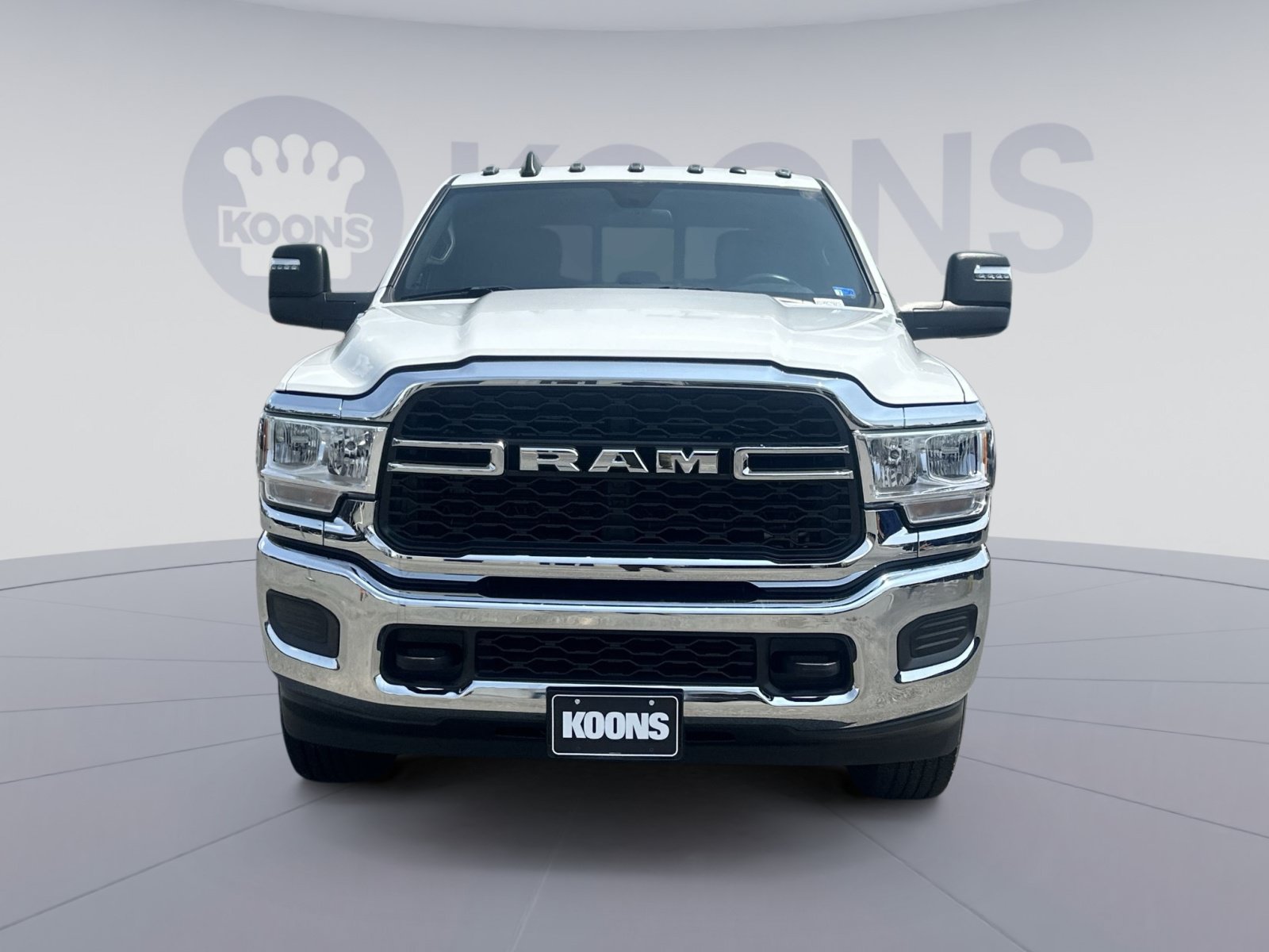 Used 2024 RAM 2500 Tradesman w/ Chrome Appearance Group AWD/4WD image 4