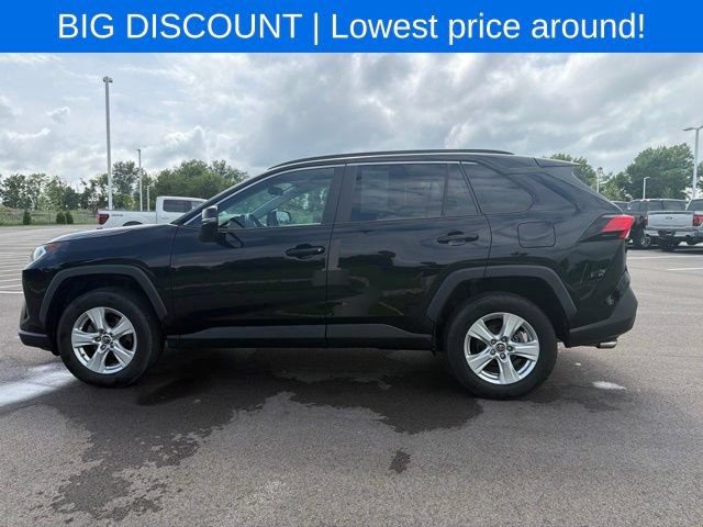 Used 2019 Toyota RAV4 XLE w/ Carpet Mat Package AWD/4WD image 15