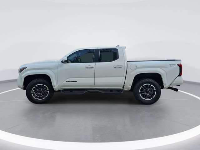 Used 2024 Toyota Tacoma TRD Sport AWD/4WD image 6