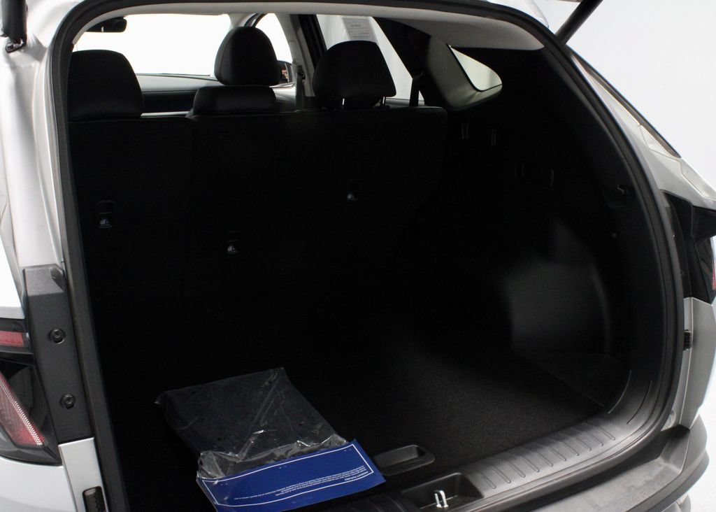 Used 2025 Hyundai Tucson SEL AWD/4WD image 13