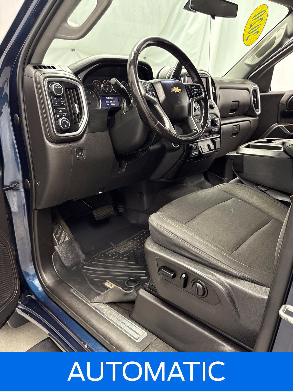 Used 2020 Chevrolet Silverado 1500 LT w/ All-Star Edition AWD/4WD image 12