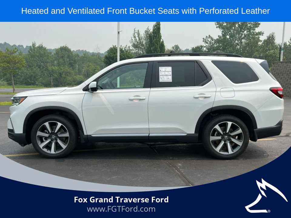 Used 2024 Honda Pilot Elite image 43