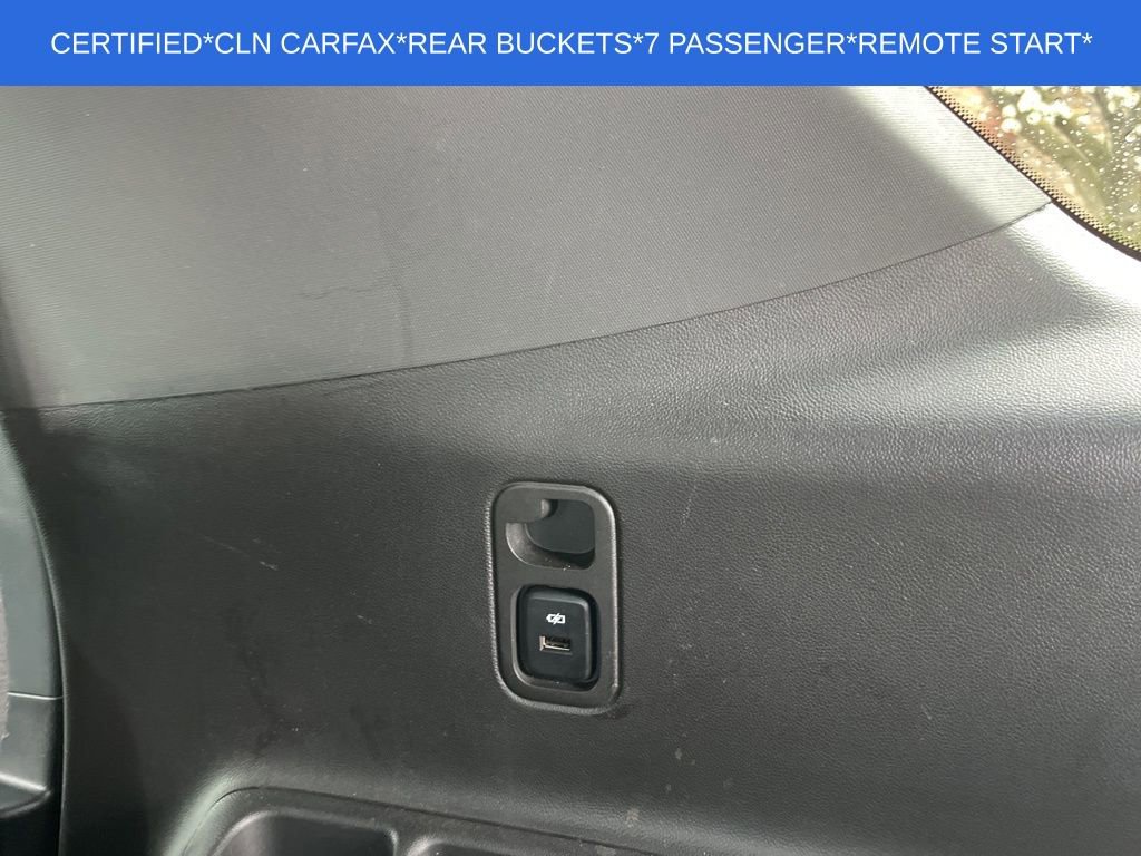 Used 2023 Chevrolet Traverse LT FWD image 24