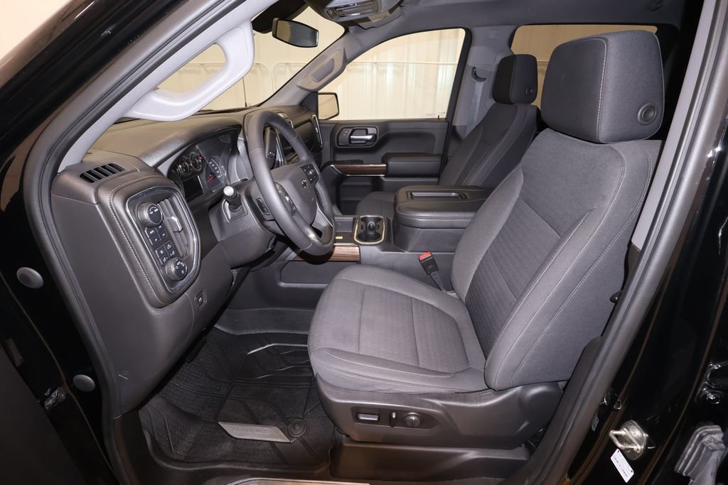 Used 2021 Chevrolet Silverado 1500 RST w/ Z71 Off-Road Package AWD/4WD image 13