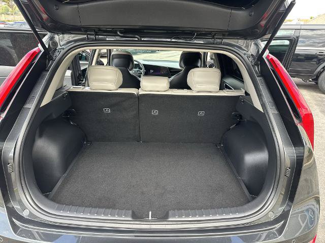 Used 2023 Kia Niro EX Touring FWD image 21