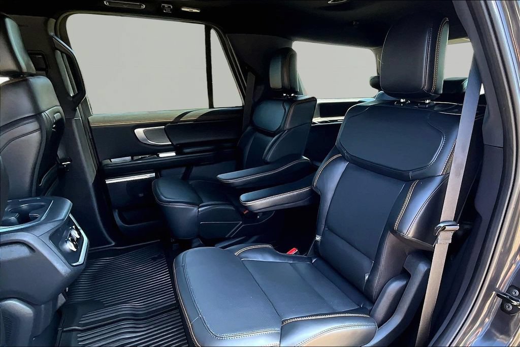 Certified 2025 Ford Expedition Tremor AWD/4WD image 26