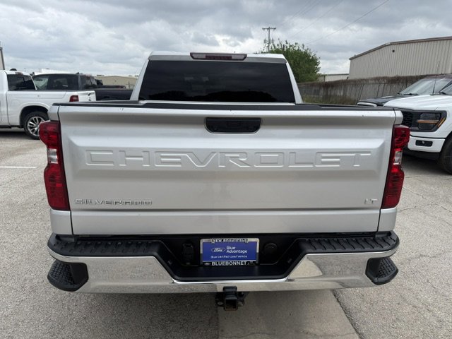 Used 2022 Chevrolet Silverado 1500 LT image 3