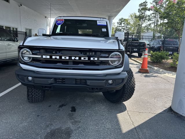 Certified 2021 Ford Bronco Outer Banks w/ Sasquatch Package AWD/4WD image 9