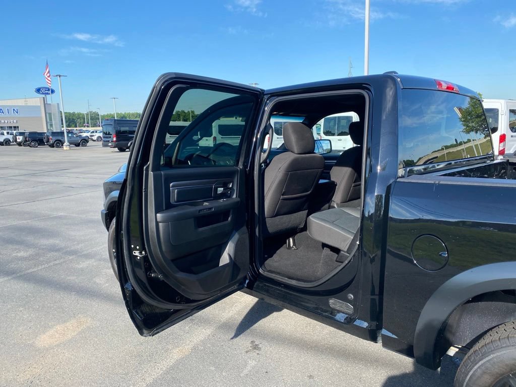 Used 2024 RAM 1500 Warlock AWD/4WD image 26