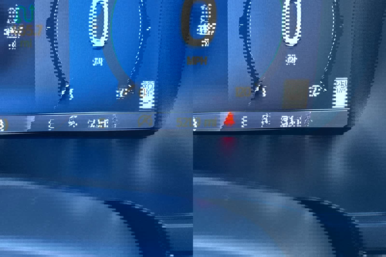 Certified 2025 Ford F150 Lariat w/ Equipment Group 501A Mid image 25